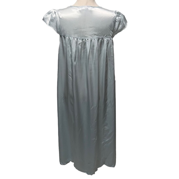 Oscar de la Renta Lace Trim Embellishment Nightgown - Picture 3 of 15